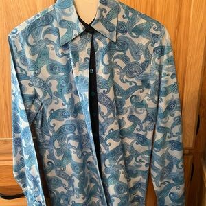 CR Blue Paisley Button Down Shirt. XS
